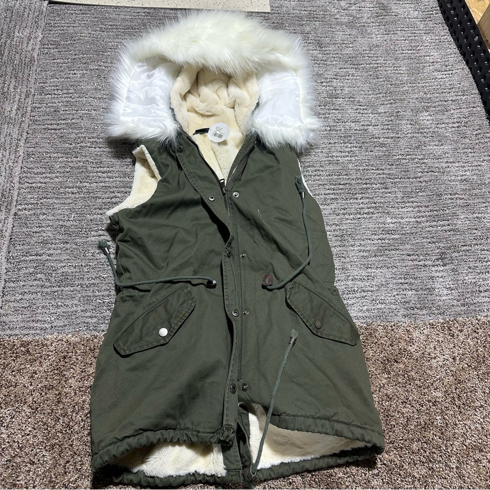 Love Token Green Vest with Faux Fur Trim